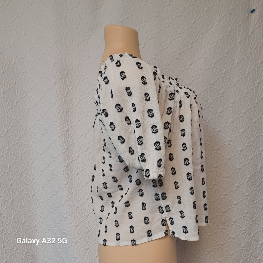 LOFT Women Size S Black and White Patterned Blouse - Picture 4 of 13